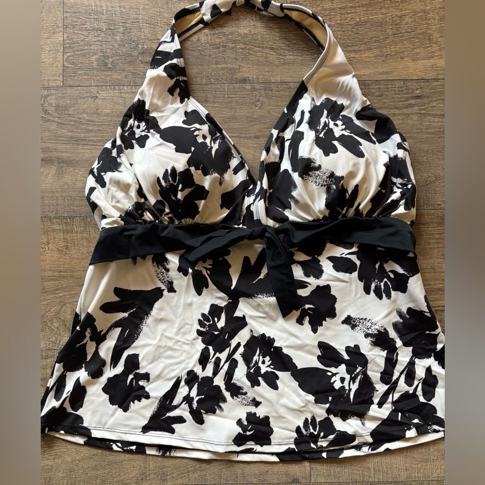 Swimsuits for all women’s size 22 black white floral tankini bathing suit set - Picture 7 of 11